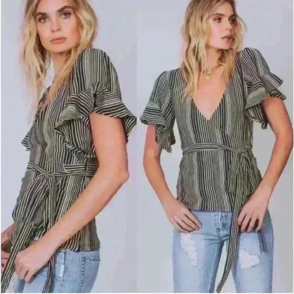 Free People Tops - ⚜️ FREE PEOPLE Wrapped Around My Finger blouse, sz Small